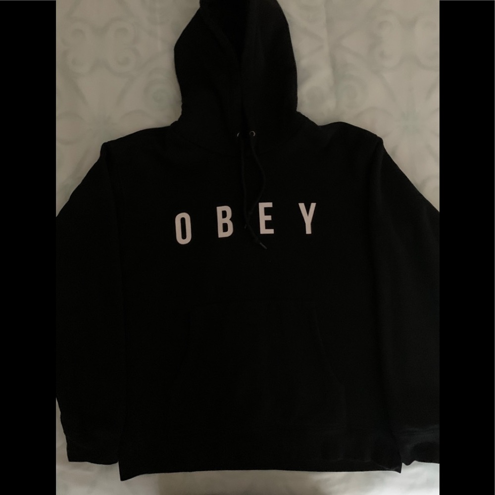 Men’s OBEY Hoodie. Black color